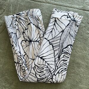 Rachel Zoe Black and White Linen Botanical Print Flowy Patterned Pants